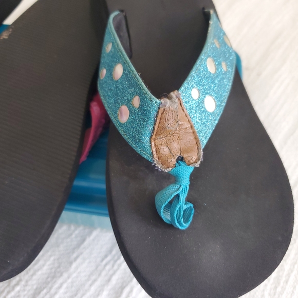 Black Flip Flops with Pink and Blue Straps - Picture 8 of 9